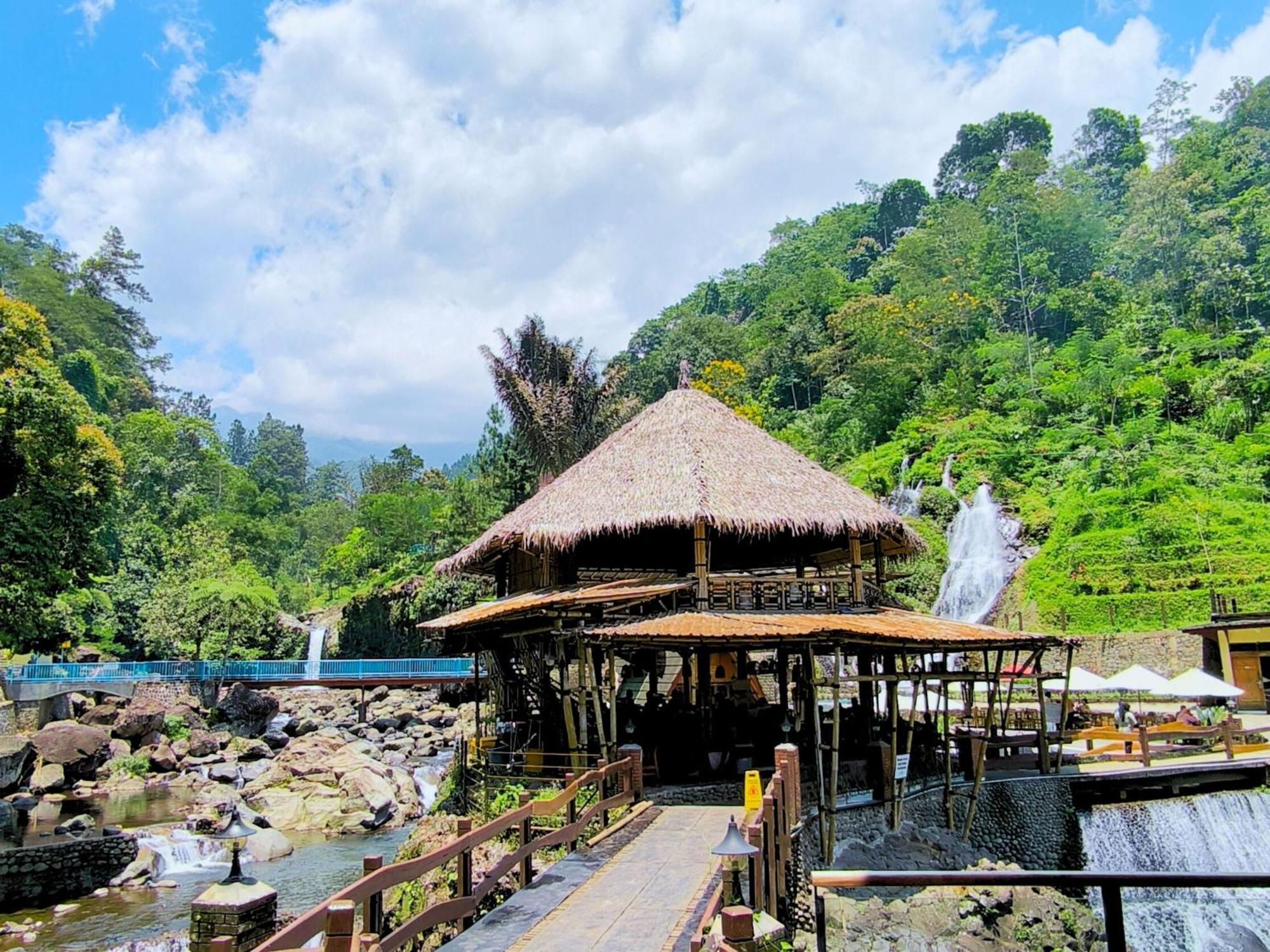 Bayan Village Baturraden Luaran gambar